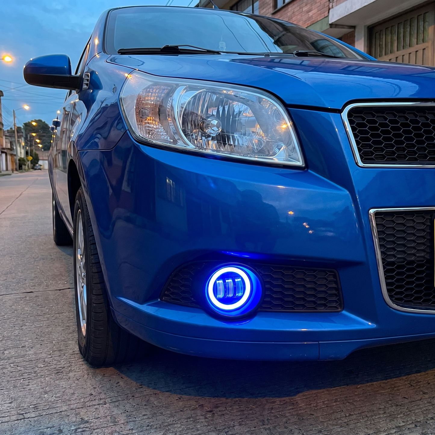 Faros Neblineros de 3 Lupas Universales